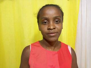 Erotyczny czat wideo Navalonahasina