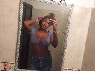 Erotyczny czat wideo Naybrownie