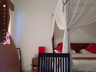 Erotyczny czat wideo Nelly-Fischer