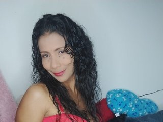 Erotyczny czat wideo nenita-horny