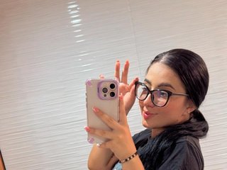 Erotyczny czat wideo Nia-May