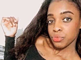 Erotyczny czat wideo nichole-smhit