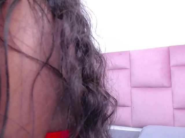 Zdjęcia Nickibaker Hi there! lets get naked, / GOAL PLAY HARD WITH MY CLIT AND PINK TOY UNTIL CUM / 3199 for the goal