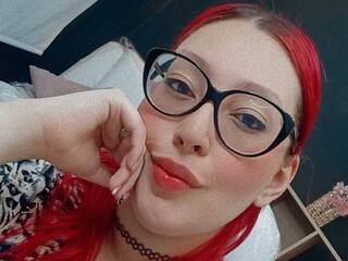 Erotyczny czat wideo NickyJones