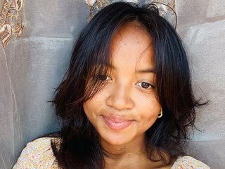 Erotyczny czat wideo Nickylouama