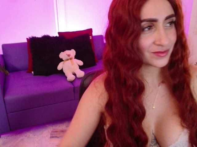 Zdjęcia nicole-saenz Tits out 199 @remain #bigtits #bigclit #pvt dont forget to follow me guys