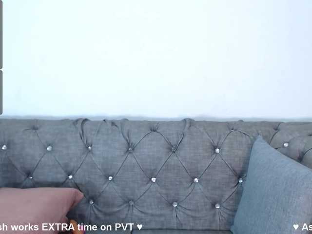 Zrzuty ekranu transmisji NicoleThomas