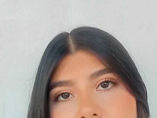 Erotyczny czat wideo NicolleDiaz