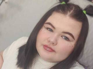 Erotyczny czat wideo Nikki-Zen