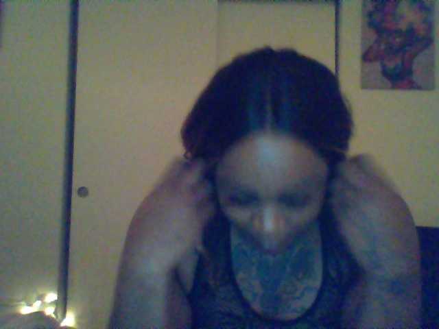 Zrzuty ekranu transmisji nikkisplash