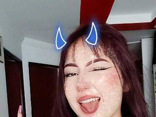 Erotyczny czat wideo niky-cherry