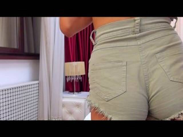 Zrzuty ekranu transmisji NinaCrystal