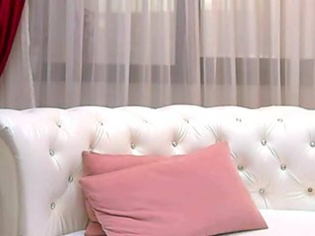 Zrzuty ekranu transmisji NinaCrystal