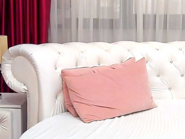 Zrzuty ekranu transmisji NinaCrystal