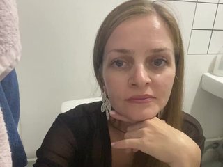Erotyczny czat wideo KiraMaxi
