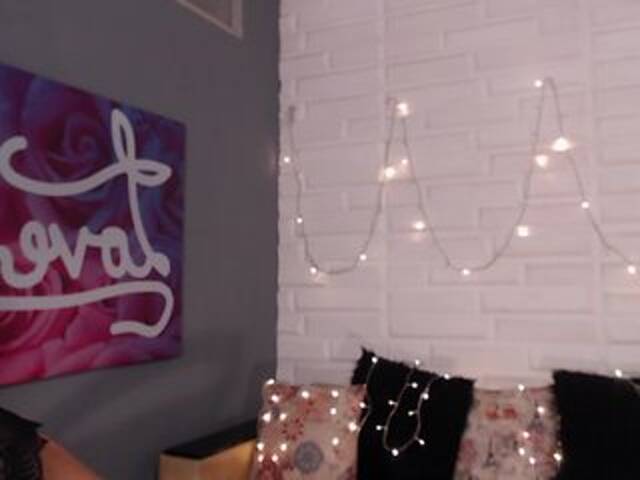 Zrzuty ekranu transmisji NinnaMonroe