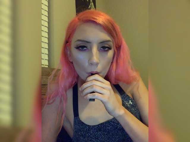 Zrzuty ekranu transmisji Nivenea