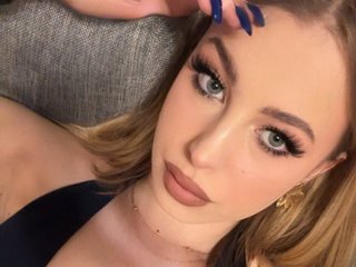 Erotyczny czat wideo NoahAngel