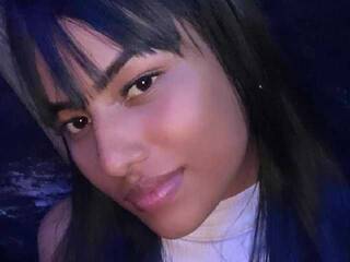 Erotyczny czat wideo NoahCampo