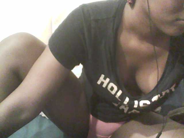 Zrzuty ekranu transmisji Noums