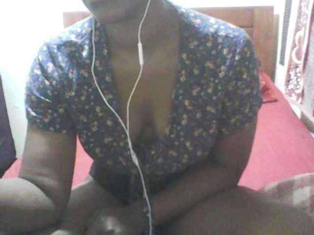 Zrzuty ekranu transmisji Noums