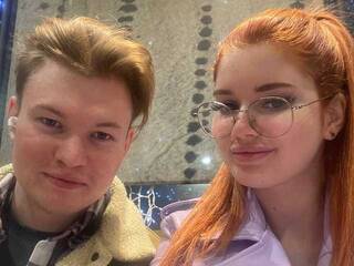 Erotyczny czat wideo NudeFox