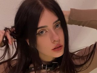 Erotyczny czat wideo mali_doll