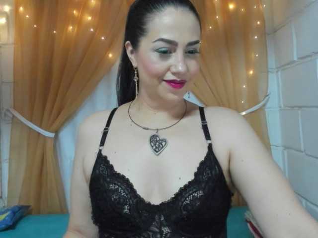 Zdjęcia owenscandy Welcome to my room, we are going to have a good time, doing things together, deep throat, joi, blowjob, nude, and much more. don't ask without giving it's rud