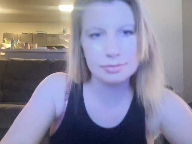 Zrzuty ekranu transmisji PaigeRae