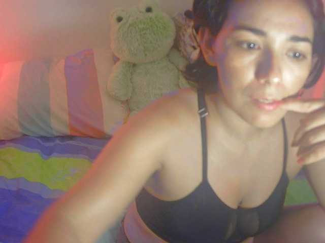 Zdjęcia pamelitasex give me pleasure then you will see my wet thongs when this will be orgasms from 1000 tokens I will have a good orgasm