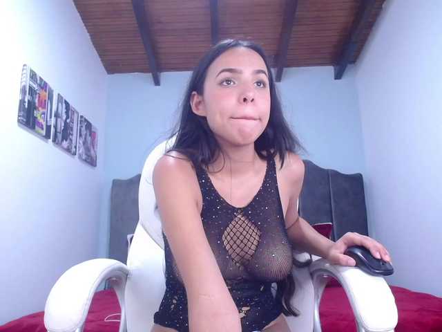Zrzuty ekranu transmisji Paola-bigboobs