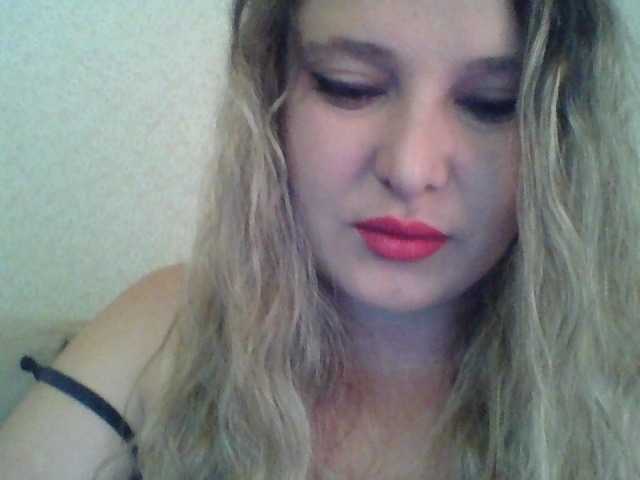 Zrzuty ekranu transmisji ParisMimi