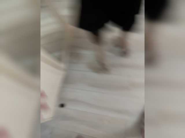 Zrzuty ekranu transmisji TheonlyoneBoyX