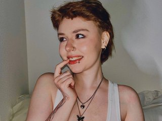 Erotyczny czat wideo YourLola