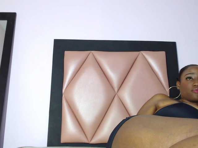 Zrzuty ekranu transmisji Perlaseexy07