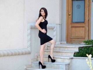 Erotyczny czat wideo PhoebeMoon