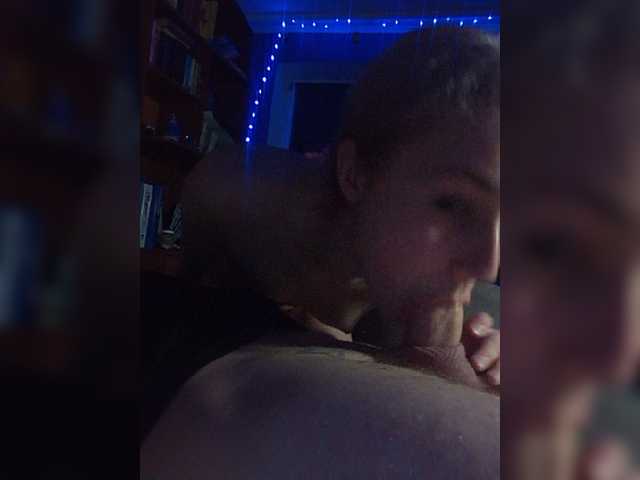 Zrzuty ekranu transmisji PineappleXPie