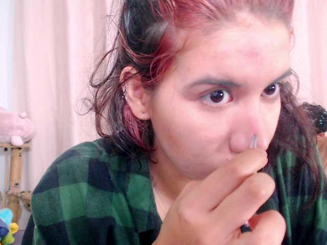 Zdjęcia pink_lust Hello, today we are studying but we want to do other things, come and have a nice time #latin #couple #young #new