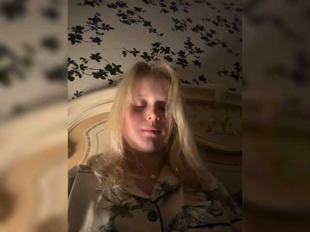 Zrzuty ekranu transmisji Pionchick