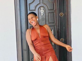 Erotyczny czat wideo Plumnjuicyxx