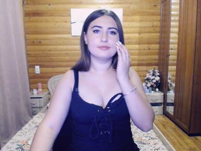 Zdjęcia PrAfina HOT STUDENT WANTS TO CUM. WHO IS WITH ME? HOT PRIVATE // ROULETTE 51 TKN // BREAST FLASH 101 TKN