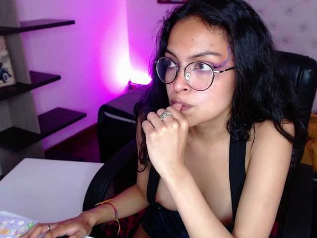 Zdjęcia Pretty-black I am a very good girl, do you want to come and show me bad things?