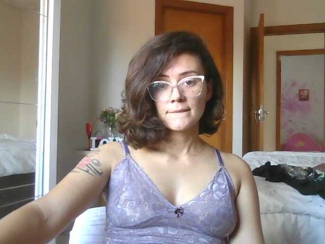 Zrzuty ekranu transmisji prettywomanBR