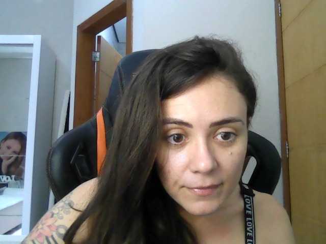 Zrzuty ekranu transmisji prettywomanBR