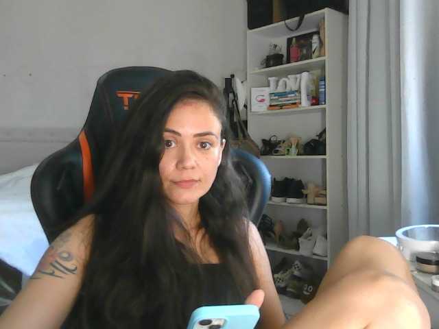Zrzuty ekranu transmisji prettywomanBR