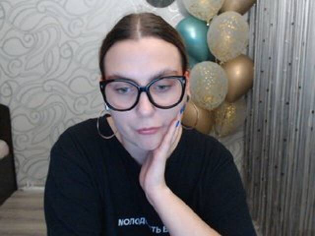 Zrzuty ekranu transmisji PuffyEva