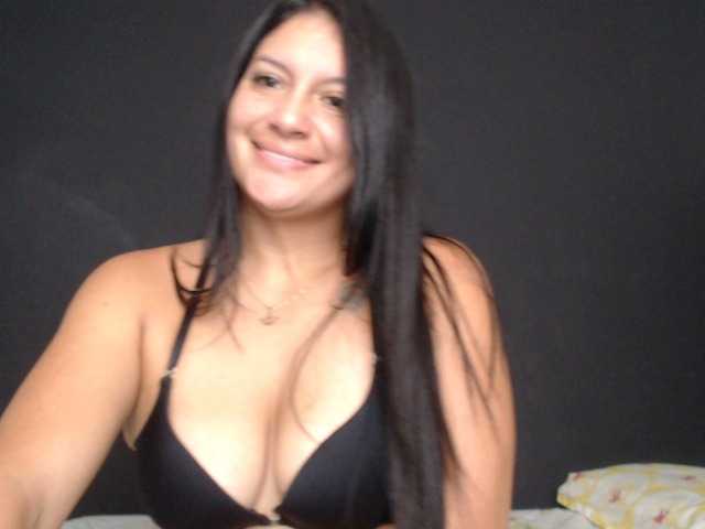 Zrzuty ekranu transmisji Queen-karina