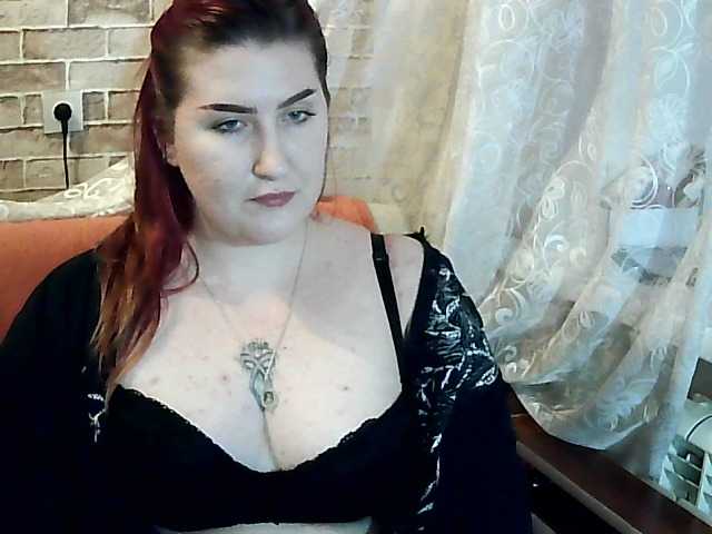 Zrzuty ekranu transmisji queenchaos