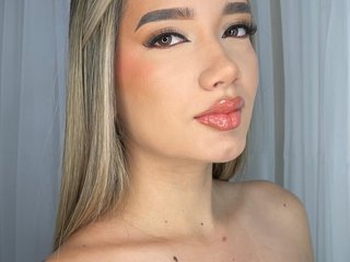 Erotyczny czat wideo Queen_Lucia