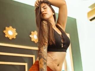 Erotyczny czat wideo QueenV